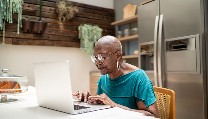 A cancer patient finds online support during COVID-19